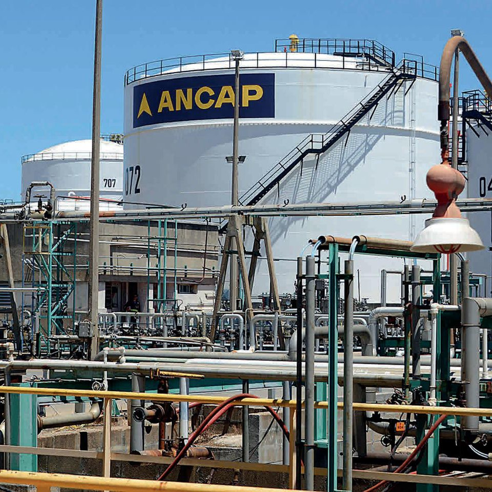 Deposito de lubricantes DUCSA